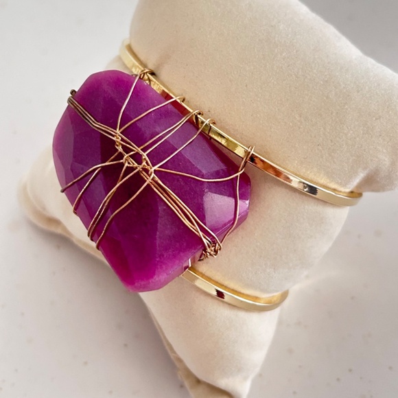 Wire Wrapped Pink Agate Stone Cuff Bracelet Gold Tone Bracelet - Picture 4 of 9